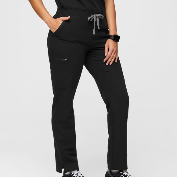 YOLA Black FIGS scrub pants - Picture 7 of 7